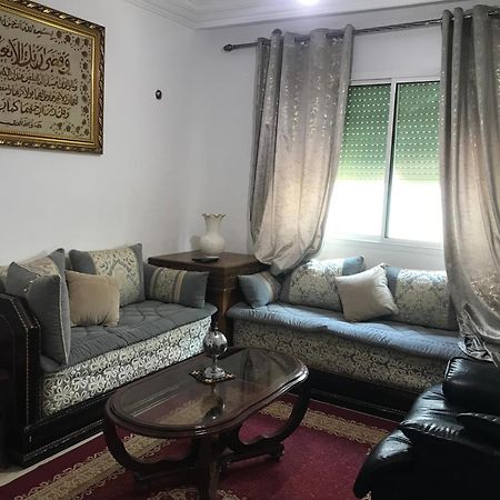Appartement Familial Proche Aeroport Bab Andalous Tanger Exterior photo