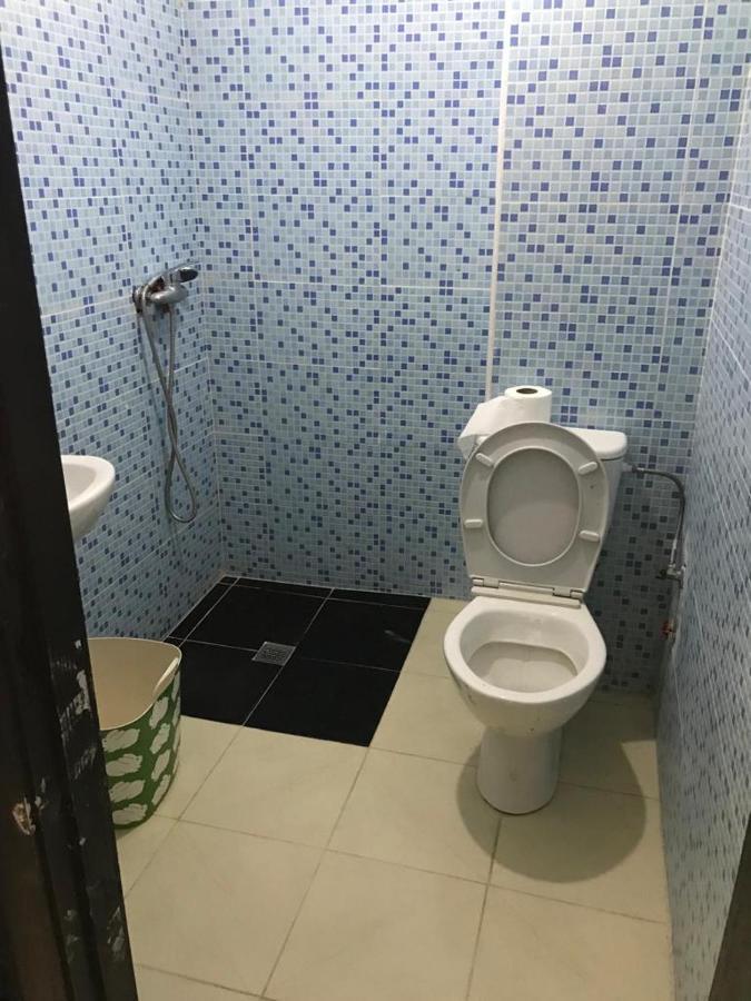 Appartement Familial Proche Aeroport Bab Andalous Tanger Exterior photo