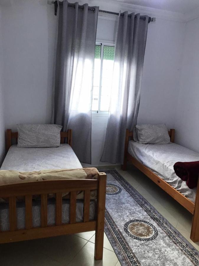 Appartement Familial Proche Aeroport Bab Andalous Tanger Exterior photo