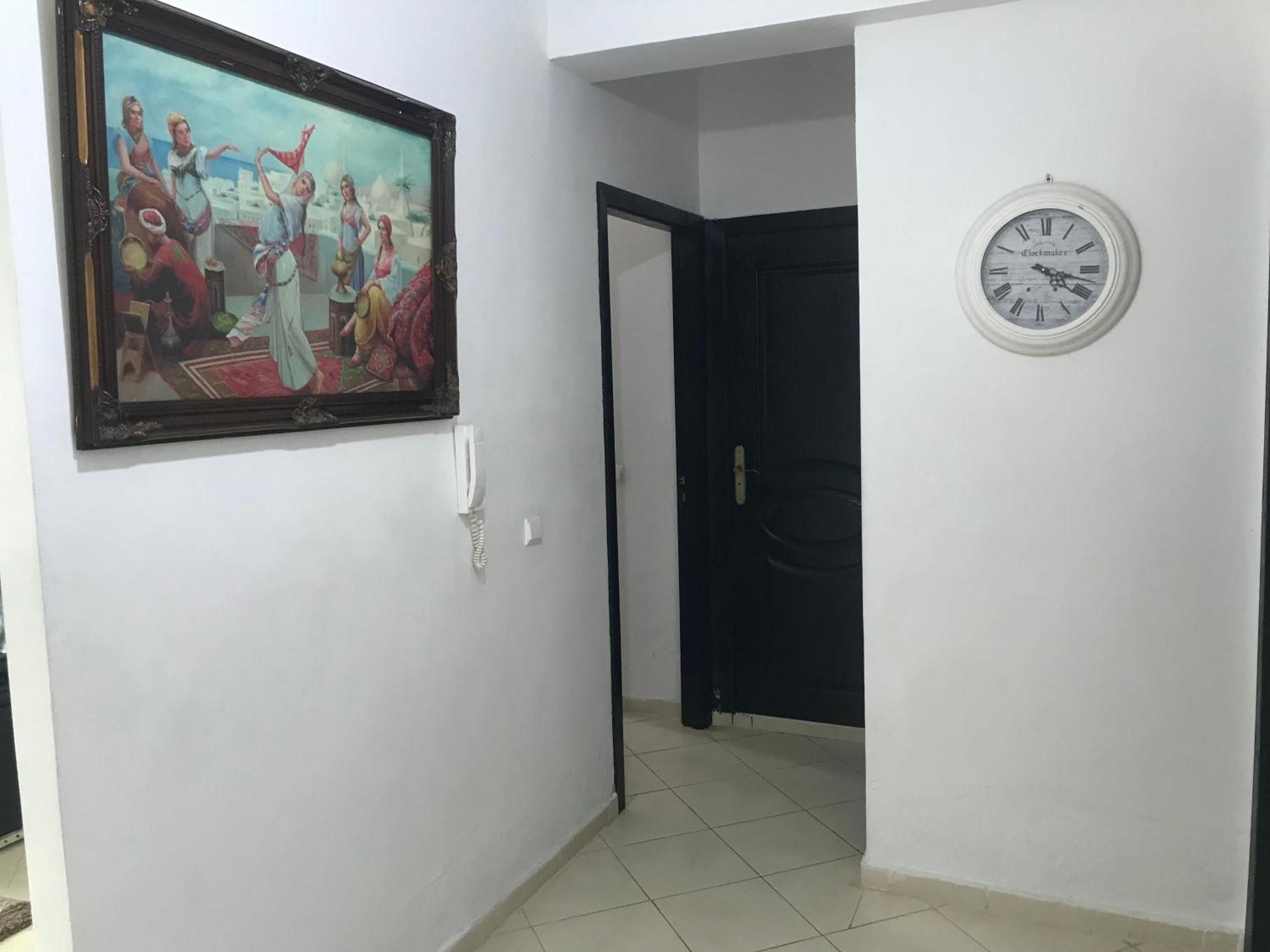 Appartement Familial Proche Aeroport Bab Andalous Tanger Exterior photo